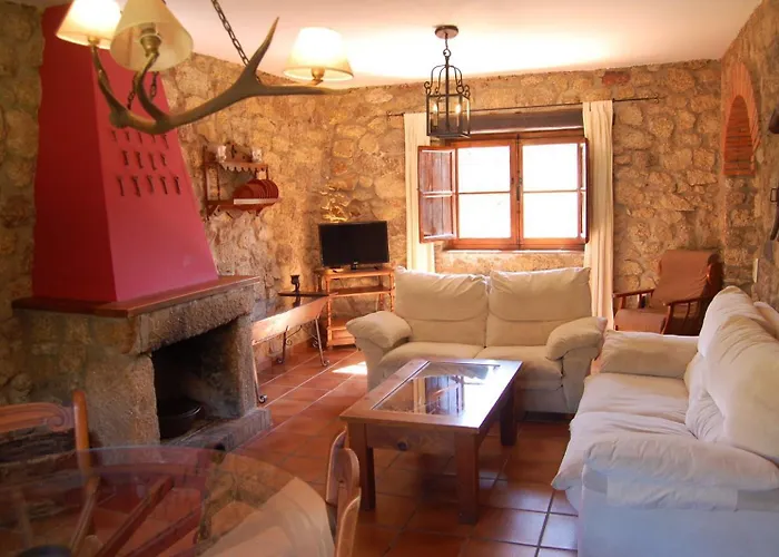 Virgen De La Cabeza Villa